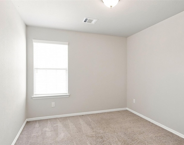 24710 Russet Bluff Trail - Photo Thumbnail 10