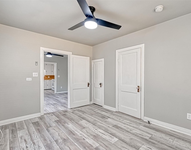 9314 Church Street - Photo Thumbnail 20