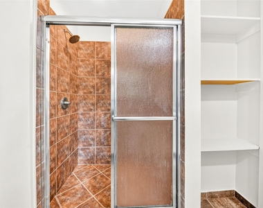 4045 Woodfox Street - Photo Thumbnail 10