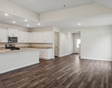 3060 Sorrento Hill Drive - Photo Thumbnail 19