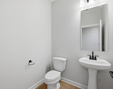 3060 Sorrento Hill Drive - Photo Thumbnail 14