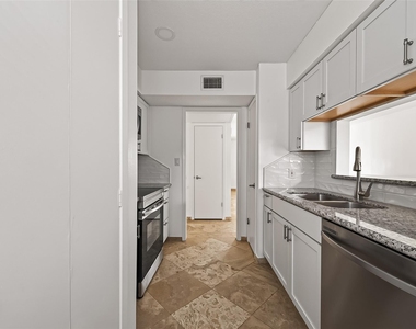 3303 W Greenridge Drive - Photo Thumbnail 20