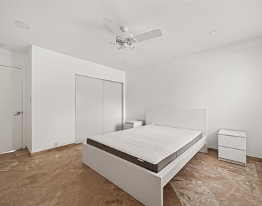 3303 W Greenridge Drive - Photo Thumbnail 30