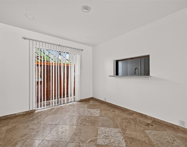 3303 W Greenridge Drive - Photo Thumbnail 22