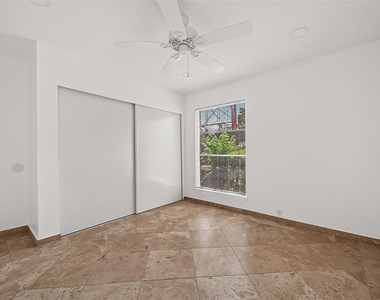 3303 W Greenridge Drive - Photo Thumbnail 26