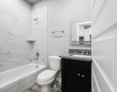 8153 Tate Street - Photo Thumbnail 5