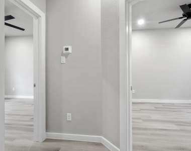 8153 Tate Street - Photo Thumbnail 9