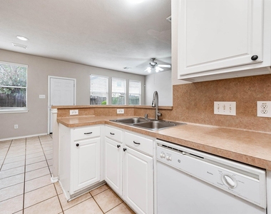 12415 Oriole Lake Way - Photo Thumbnail 12