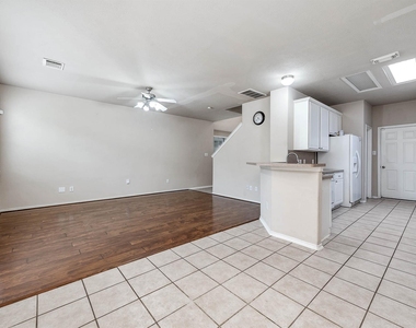 12415 Oriole Lake Way - Photo Thumbnail 9