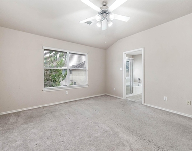 12415 Oriole Lake Way - Photo Thumbnail 20