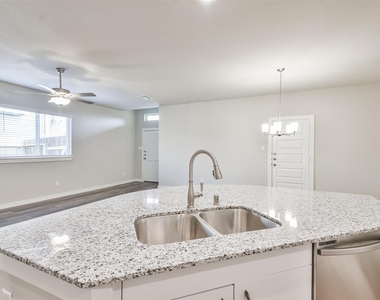 9800 Grosbeak Lane - Photo Thumbnail 9