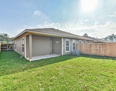 9800 Grosbeak Lane - Photo Thumbnail 26
