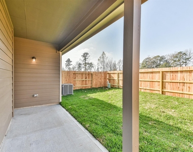 9800 Grosbeak Lane - Photo Thumbnail 25