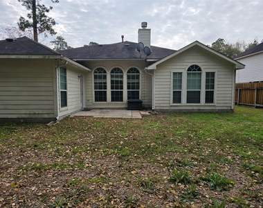 27182 Kings Manor Drive S - Photo Thumbnail 32