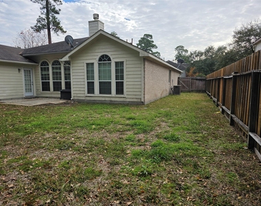 27182 Kings Manor Drive S - Photo Thumbnail 34