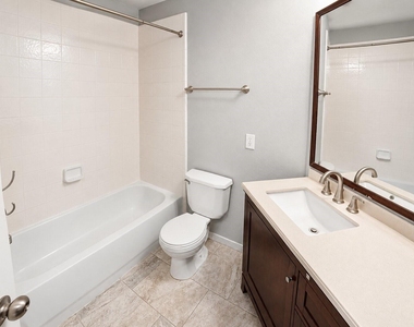 9607 Memorial Crossing Court - Photo Thumbnail 16