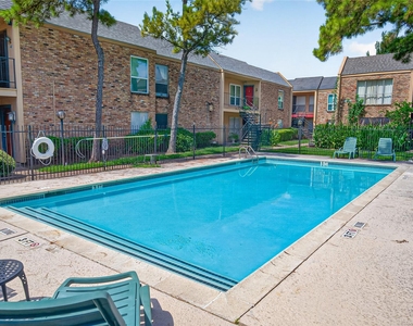 3303 W Greenridge Drive - Photo Thumbnail 47