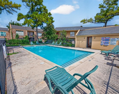 3303 W Greenridge Drive - Photo Thumbnail 46