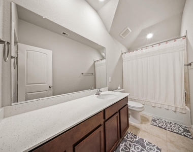 5318 Marisol Cove Drive - Photo Thumbnail 12