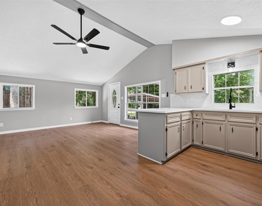 5693 Cessna Drive - Photo Thumbnail 11