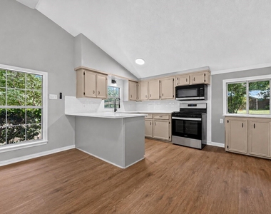 5693 Cessna Drive - Photo Thumbnail 9