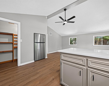 5693 Cessna Drive - Photo Thumbnail 12