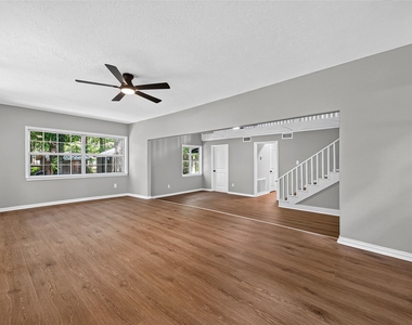 5693 Cessna Drive - Photo Thumbnail 17