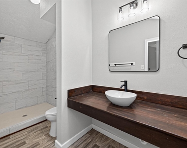 5693 Cessna Drive - Photo Thumbnail 22