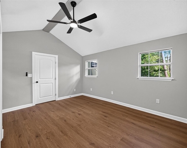 5693 Cessna Drive - Photo Thumbnail 21