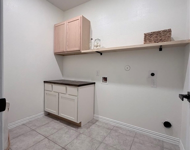 17927 Port O Call Street - Photo Thumbnail 16