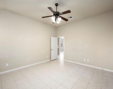 20935 Brodie Lane - Photo Thumbnail 16