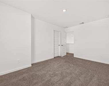 2921 Willow Gulch Way - Photo Thumbnail 31