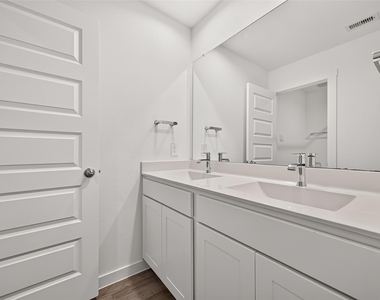 2921 Willow Gulch Way - Photo Thumbnail 36