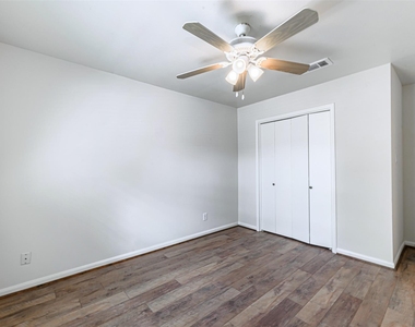 124 Dogwood Street - Photo Thumbnail 23