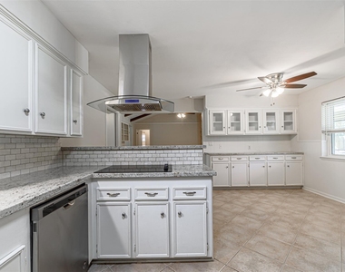 124 Dogwood Street - Photo Thumbnail 14