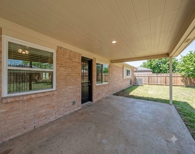 124 Dogwood Street - Photo Thumbnail 35