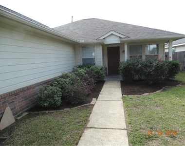 6327 Hayman Drive - Photo Thumbnail 2