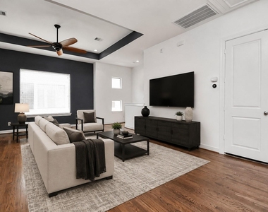 3900 Center Street - Photo Thumbnail 7