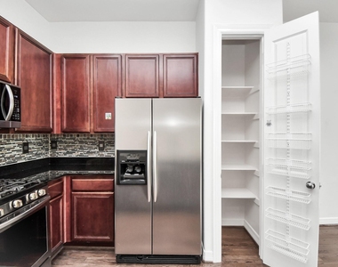 3900 Center Street - Photo Thumbnail 14