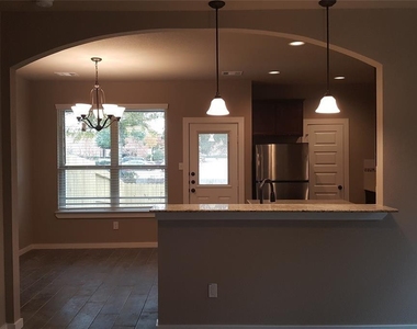 162 Parkgate - Photo Thumbnail 4