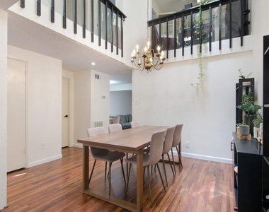 11681 Village Place Drive - Photo Thumbnail 9