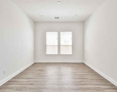 10818 Carolina Willow Ct - Photo Thumbnail 12