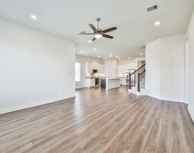 10818 Carolina Willow Ct - Photo Thumbnail 4