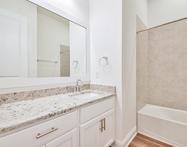 10818 Carolina Willow Ct - Photo Thumbnail 24