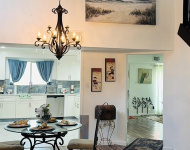 4926 Temple Bell Drive - Photo Thumbnail 10