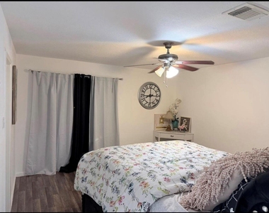 4926 Temple Bell Drive - Photo Thumbnail 14