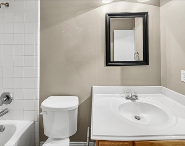 5010 Deerpath Drive - Photo Thumbnail 14