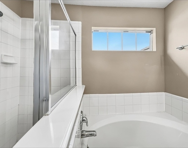 5010 Deerpath Drive - Photo Thumbnail 9