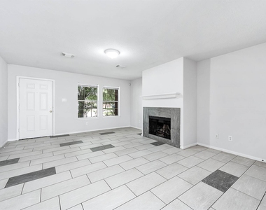 17219 Morning Blossom Place - Photo Thumbnail 5