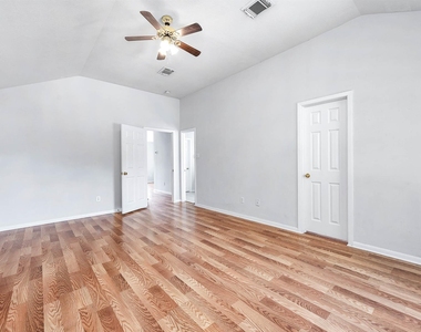 17219 Morning Blossom Place - Photo Thumbnail 25